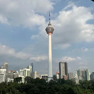 Red M101 By Oak Tree Apartment Kuala Lumpur